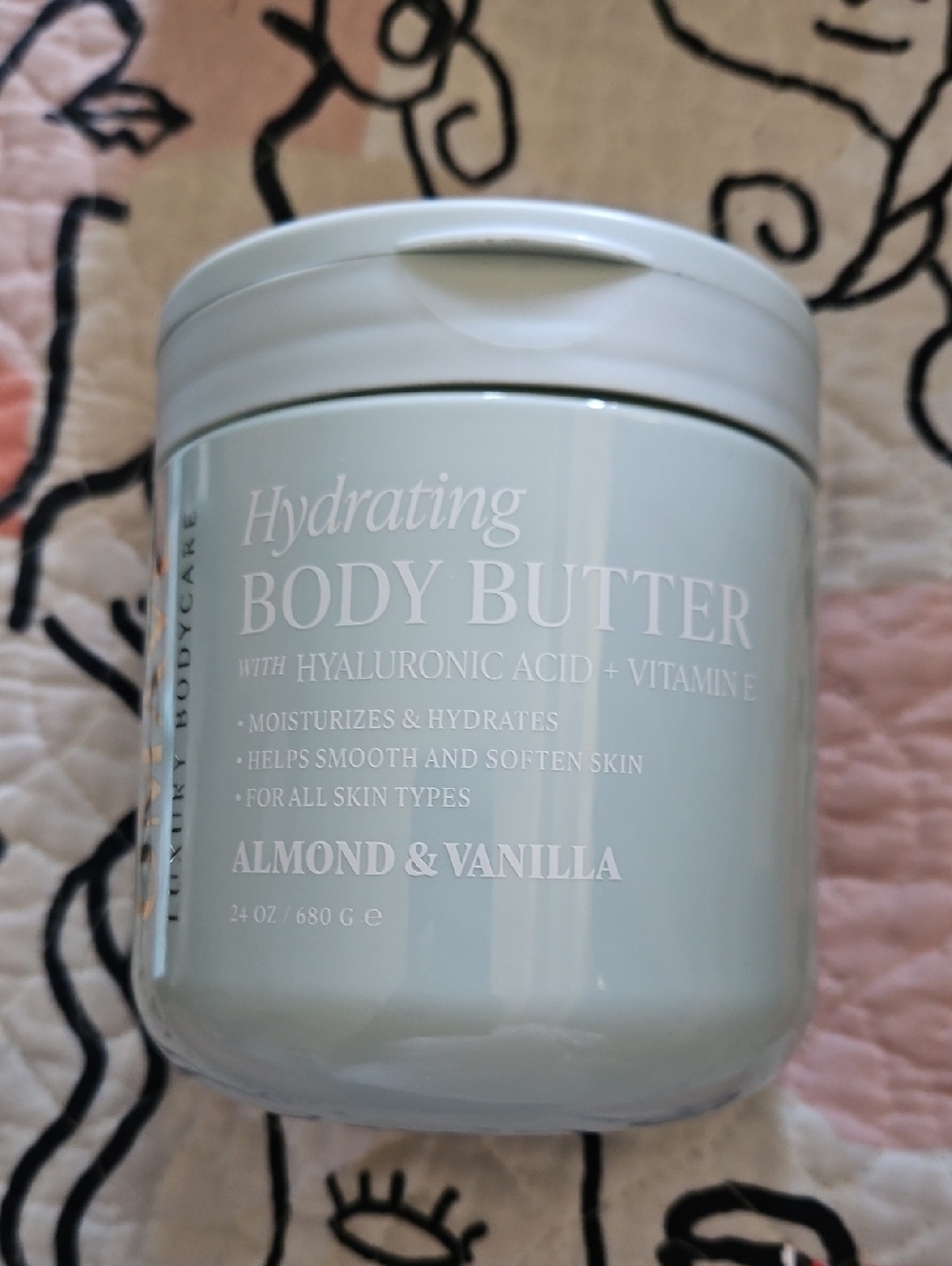 Hydrating Almond & Vanilla Body Butter – White